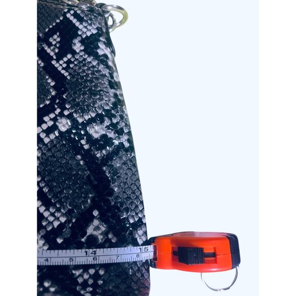 Cato Faux Leather Snakeskin Embossed Shoulder Bag in Black, White and Gray - Picture 7 of 9